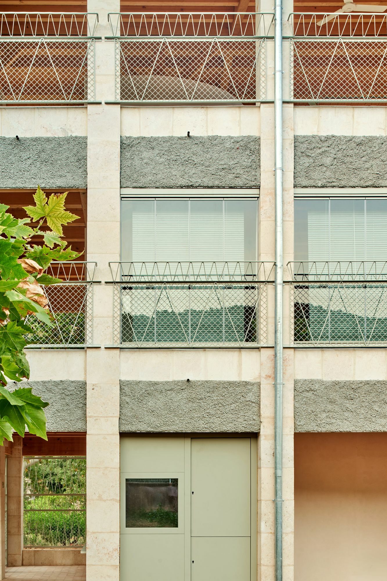 Intergenerational Social Housing - Global Spaces